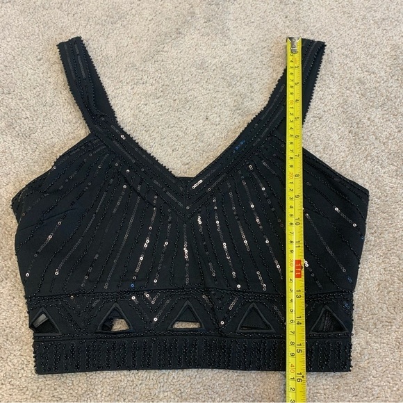 BEBE black sequin beaded cut-out crop top Sz S NWOT - Picture 8 of 9